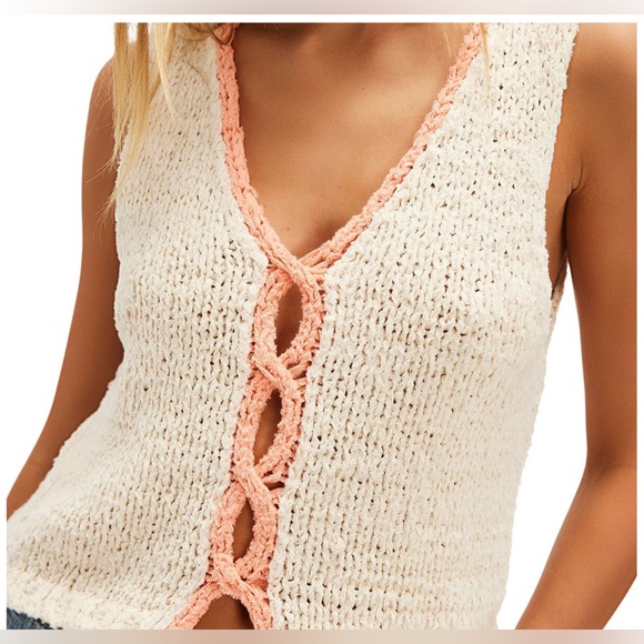 Free People Sicily Sweater Shell. NWT. Ivory combo - Picture 2 of 3